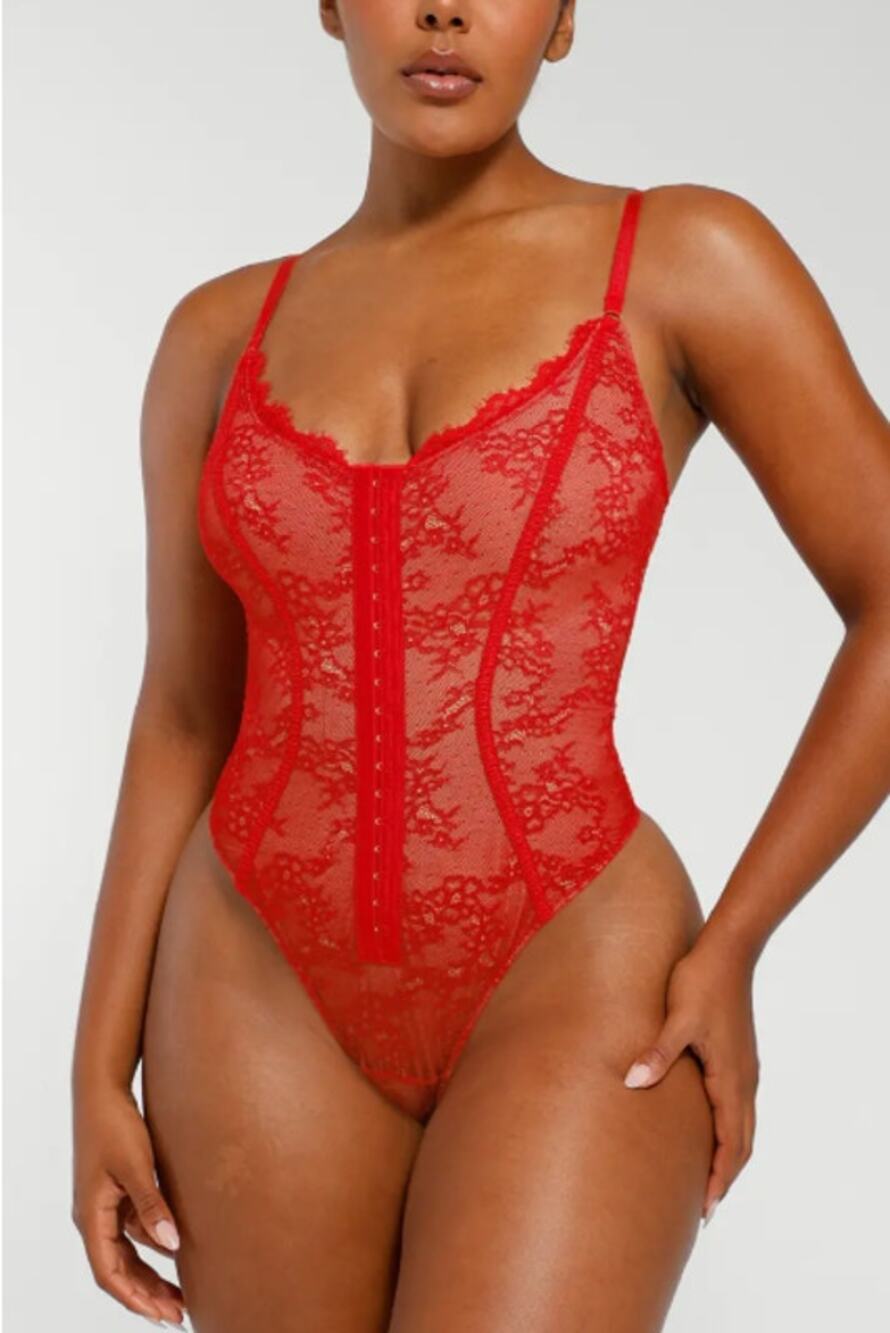 NEW SHAPELLX Lace Glamour Flawless Fit Thong Bodysuit Large Red Sleeveless
